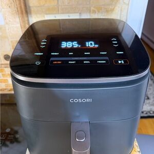 Cosori Black Air Fryer with Digital Display 6 qt